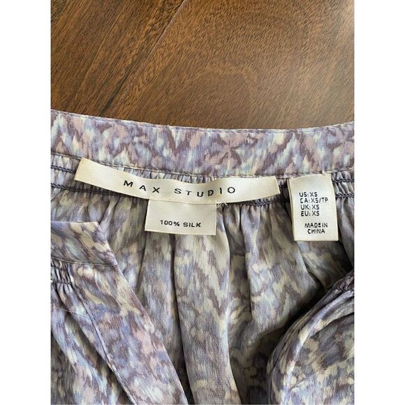 Max Studio XS Silk floral long sleeve blouse - Picture 3 of 4